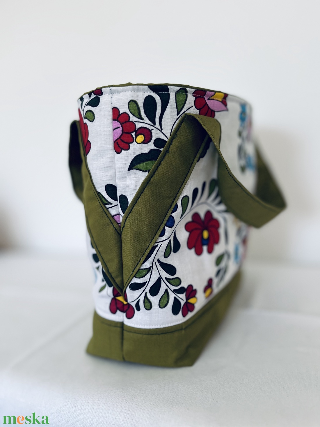 Kézitáska népmotívumos  - táska & tok - kézitáska & válltáska - kézitáska - Meska.hu