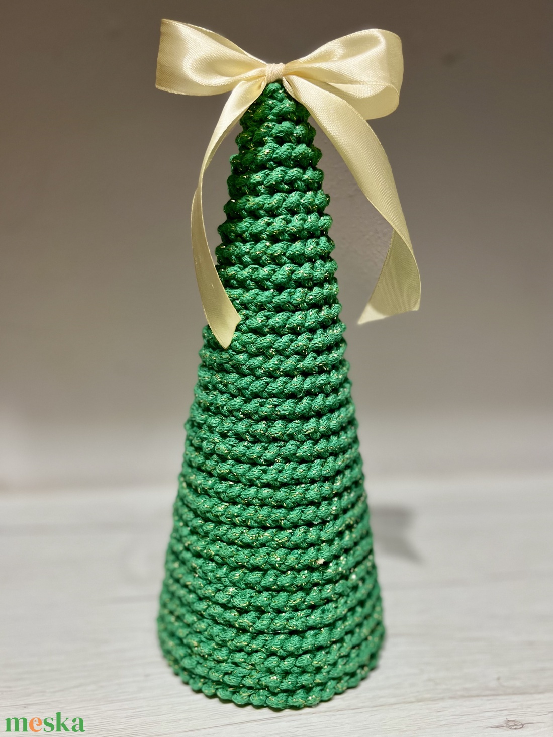 Horgolt csillogó asztali dísz  - karácsony - karácsonyi lakásdekoráció - ünnepi asztaldekoráció - Meska.hu