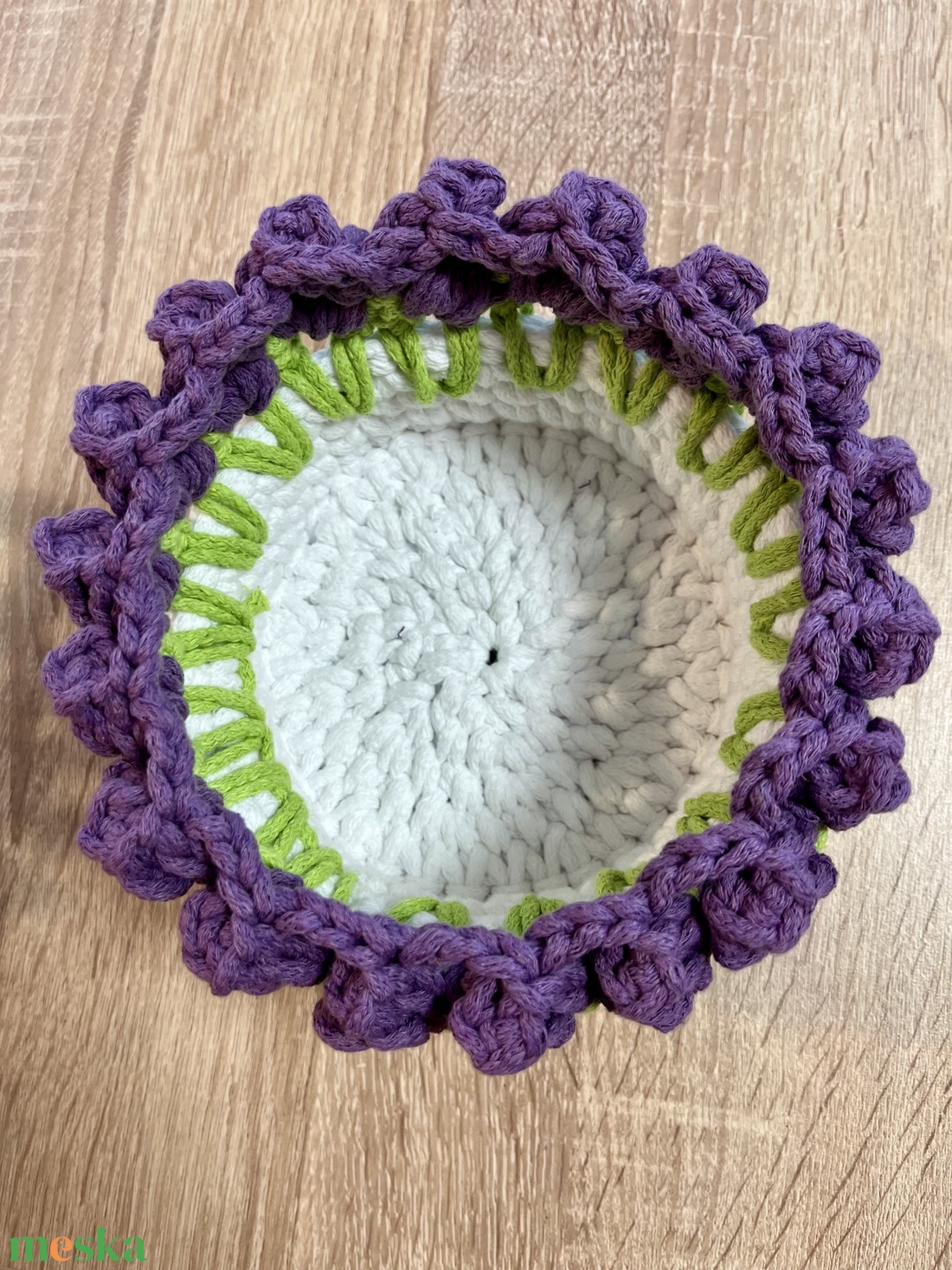 Horgolt tulipános kosár  - otthon & életmód - tárolás & rendszerezés - tárolókosár - Meska.hu