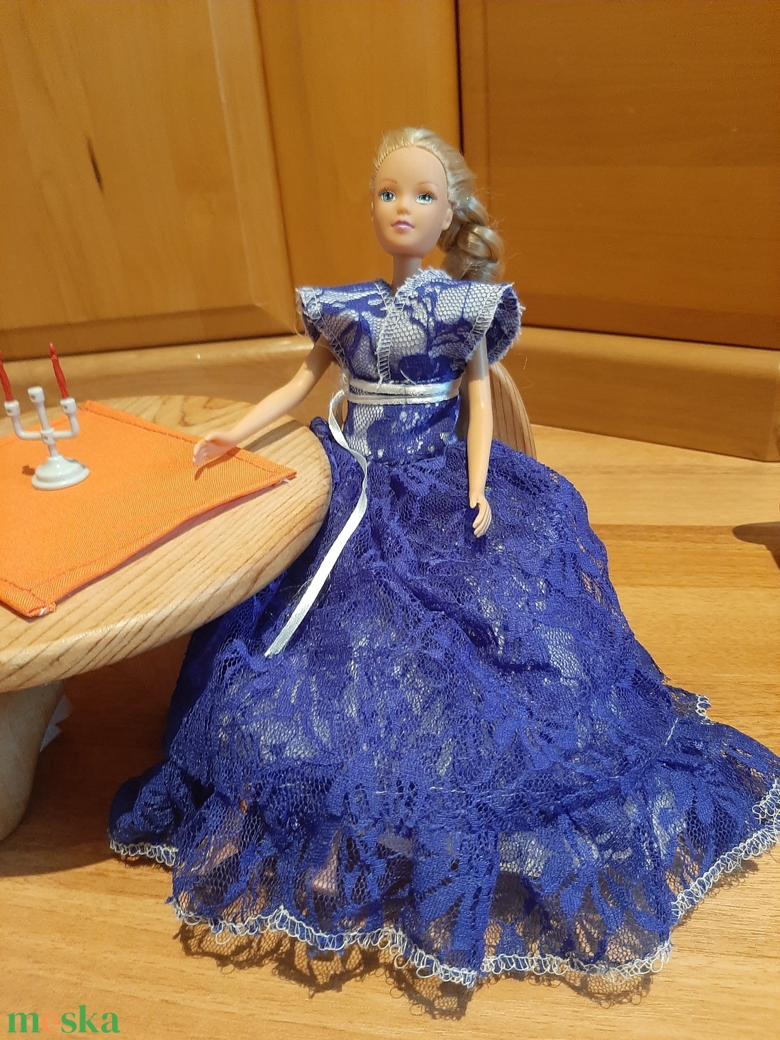 Kék csipkés barbie estélyi ruha - játék & sport - baba & babaház - barbie ruhák - Meska.hu Kék csipkés barbie estélyi ruha - játék & sport - baba & babaház - barbie ruhák - Meska.hu