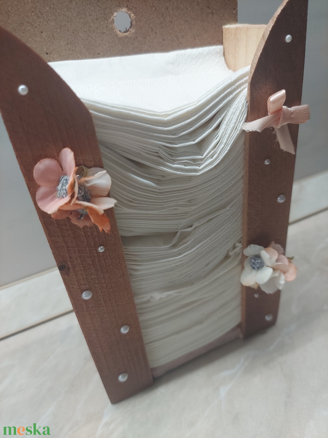 Zsebkendőtartó  - otthon & életmód - tárolás & rendszerezés - zsebkendőtartó - Meska.hu