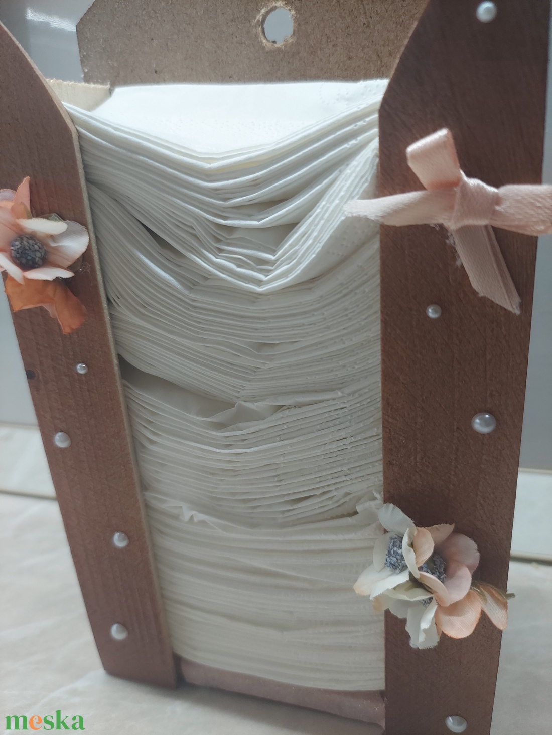 Zsebkendőtartó  - otthon & életmód - tárolás & rendszerezés - zsebkendőtartó - Meska.hu