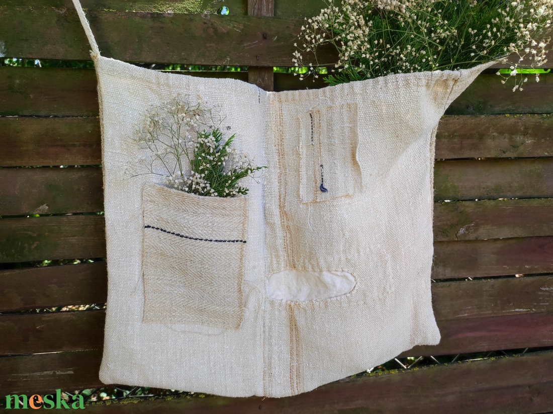 Primitív stílusú zsákvászon fali dekor zseb  - otthon & életmód - dekoráció - ajtó- és ablak dekoráció - ajtódísz & kopogtató - Meska.hu