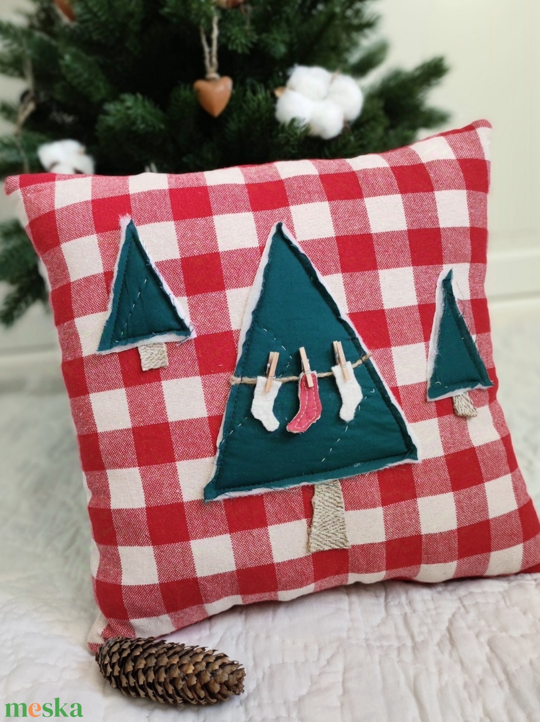 Rusztikus fenyőfás párna - otthon & életmód - lakástextil - párna & párnahuzat - Meska.hu