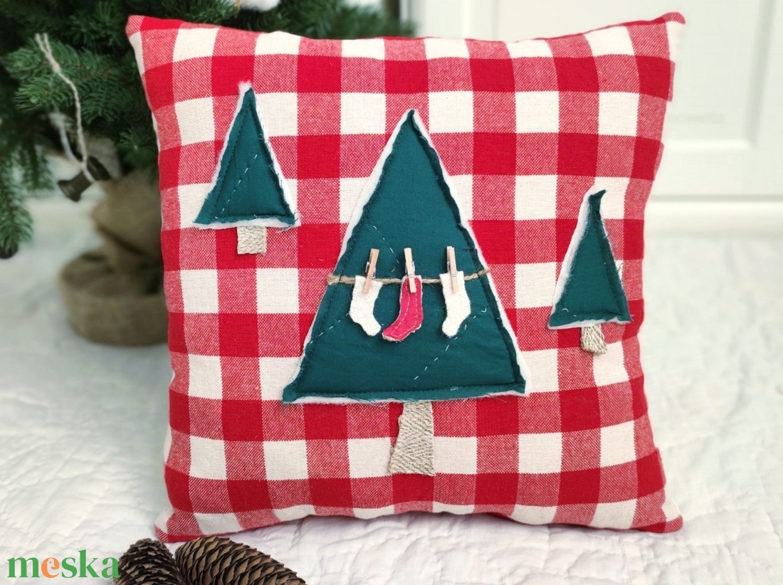 Rusztikus fenyőfás párna - otthon & életmód - lakástextil - párna & párnahuzat - Meska.hu