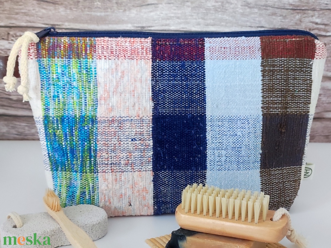 Szőttes kockás kozmetikai táska neszesszer - táska & tok - neszesszer - Meska.hu