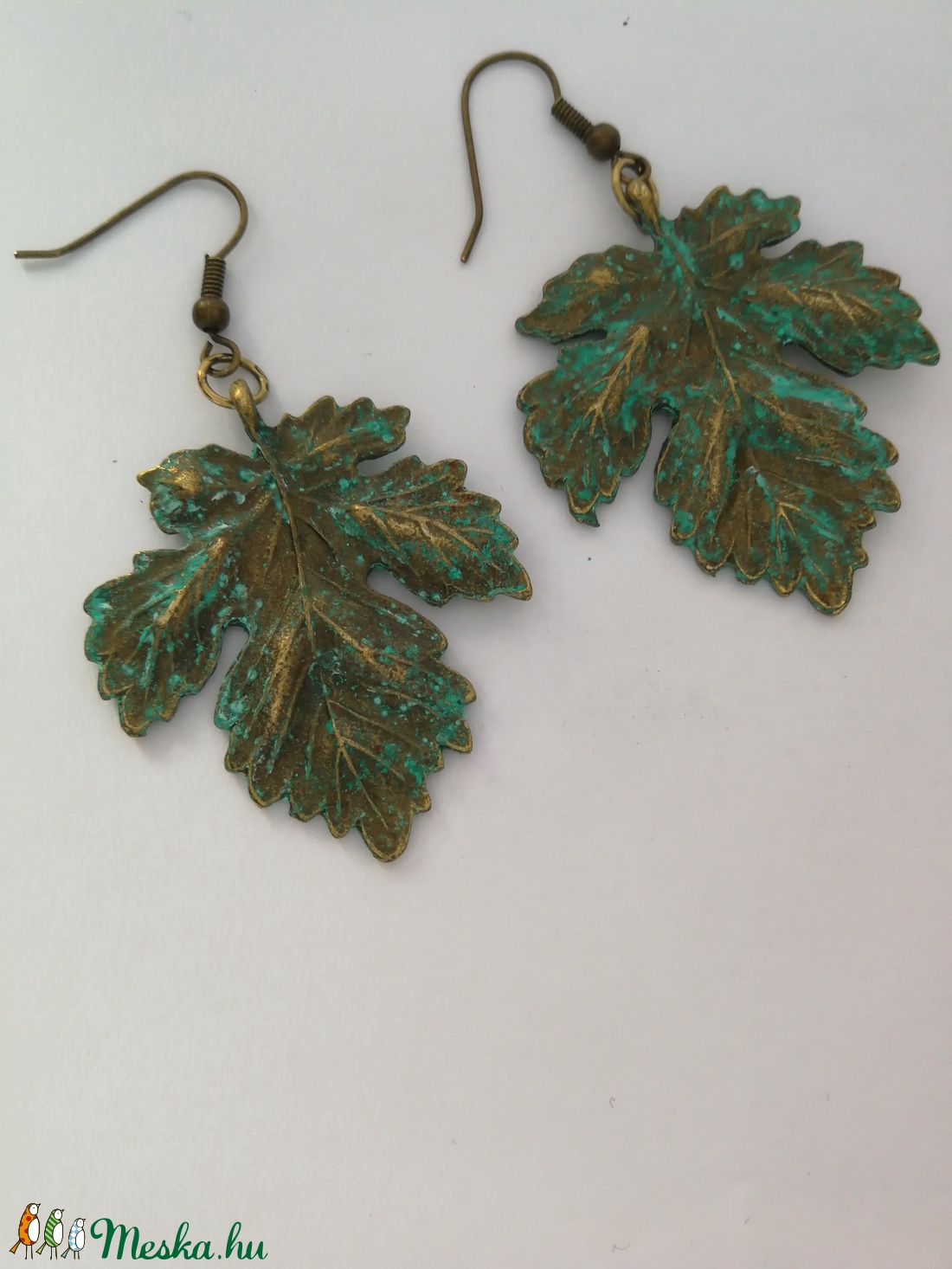 Szőlőlevél fülbevalo - ékszer - fülbevaló - lógó fülbevaló - Meska.hu