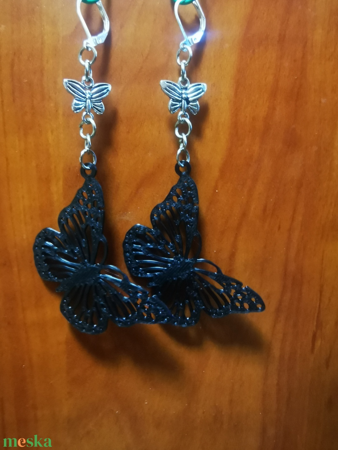 Pillangós fülbevaló - ékszer - fülbevaló - lógó fülbevaló - Meska.hu
