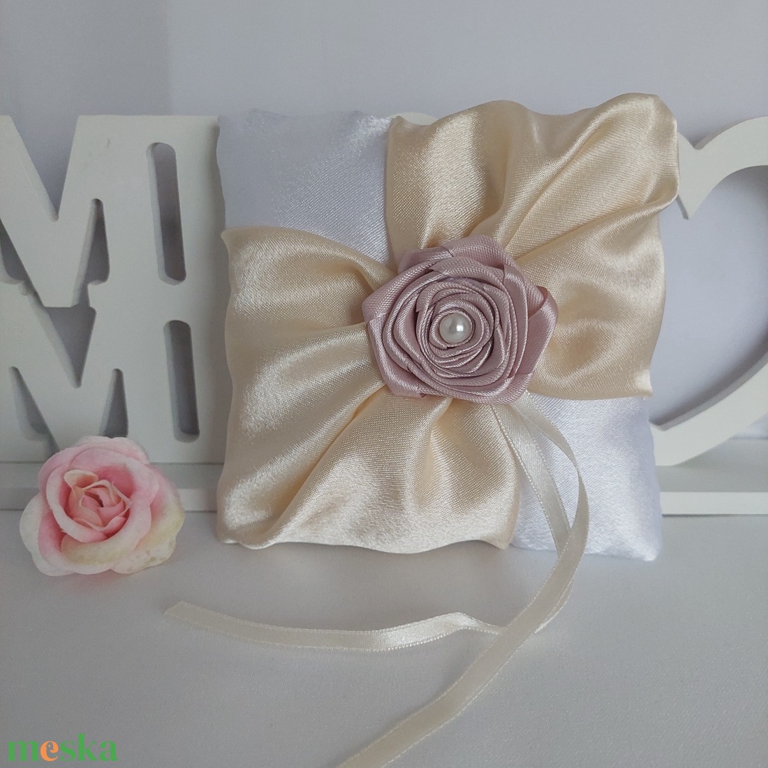 Gyűrűpárna - esküvő - kiegészítők - gyűrűtartó & gyűrűpárna - Meska.hu