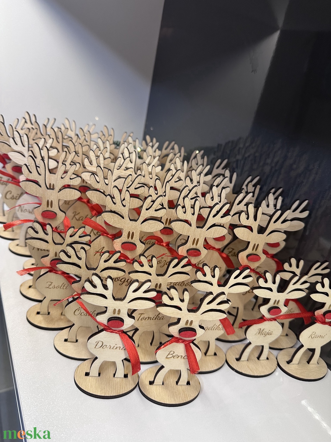 Saját névvel ellátott karácsonyi szarvasok  - karácsony - karácsonyi lakásdekoráció - karácsonyi lakásdíszek - Meska.hu