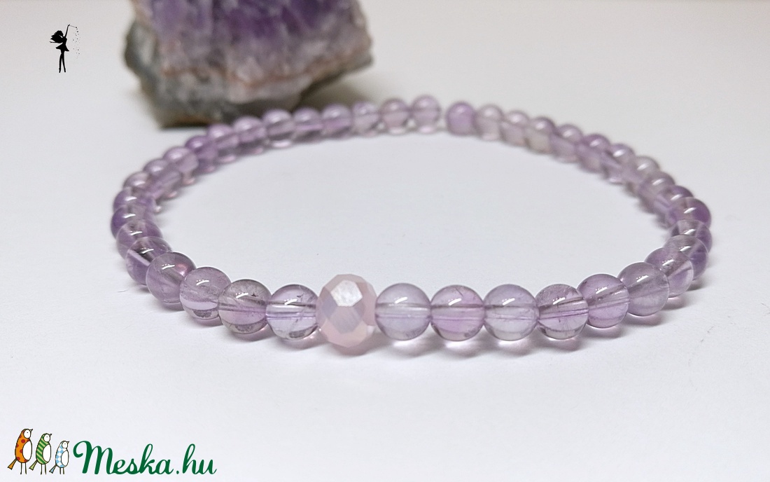 Ametiszt minimál karkötő rózsaszín csiszolt üveggyönggyel - ékszer - karkötő - gyöngyös karkötő - Meska.hu
