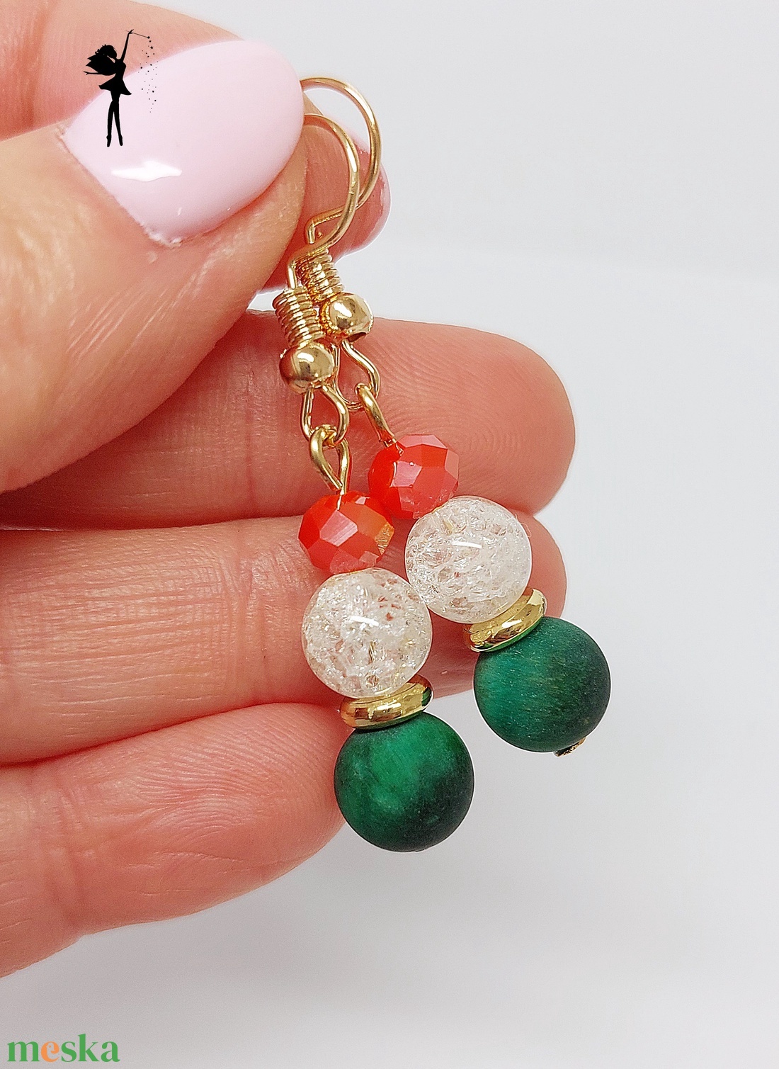 Alkalmi ásványfülbevaló matt zöld tigrisszemből, hegyikristályból üveggyönggyel - ékszer - fülbevaló - lógó fülbevaló - Meska.hu