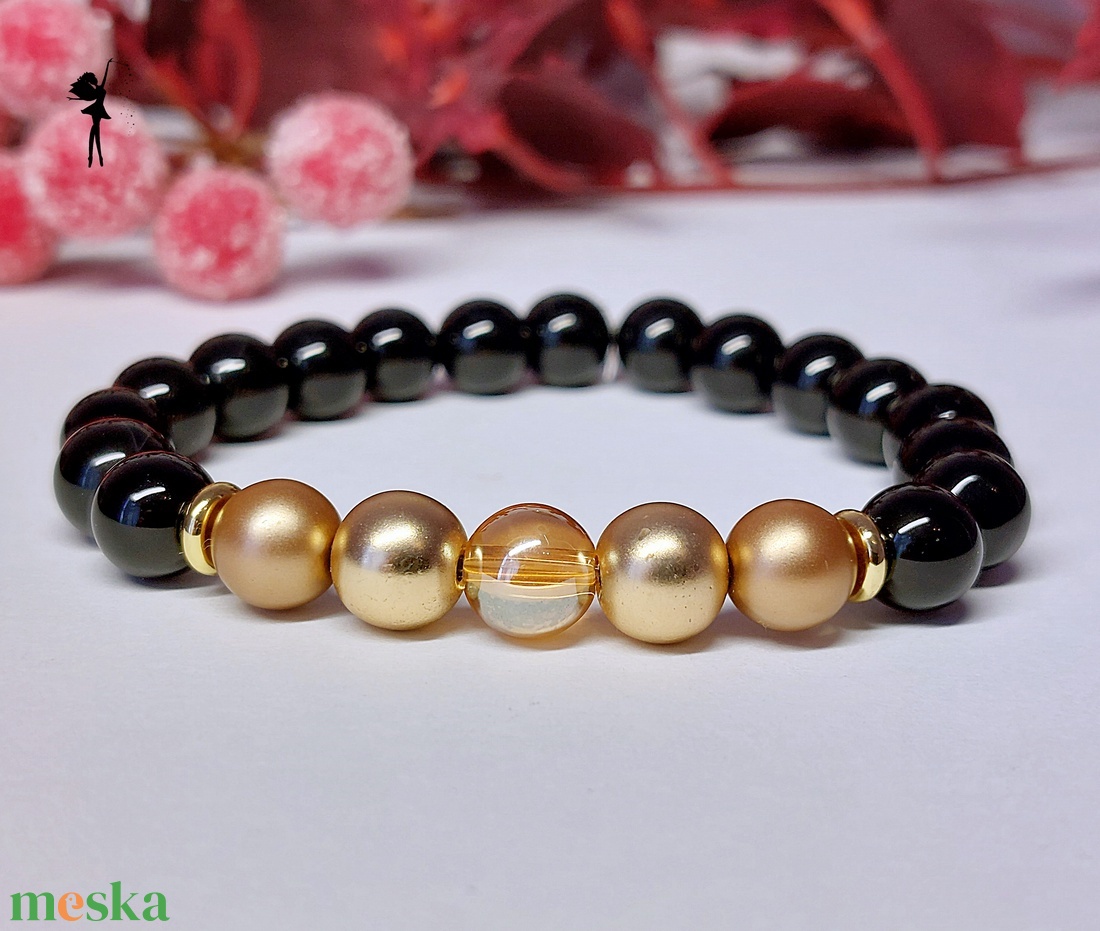 Ünnepi téli karkötő fekete achátból, arany hematittal, aurakvarccal, üvegggyönggyel - ékszer - karkötő - gyöngyös karkötő - Meska.hu