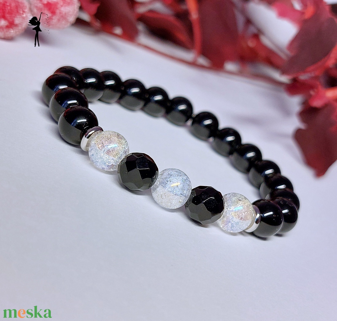 Ünnepi téli karkötő fekete achátokból, aurakvarccal - ékszer - karkötő - gyöngyös karkötő - Meska.hu