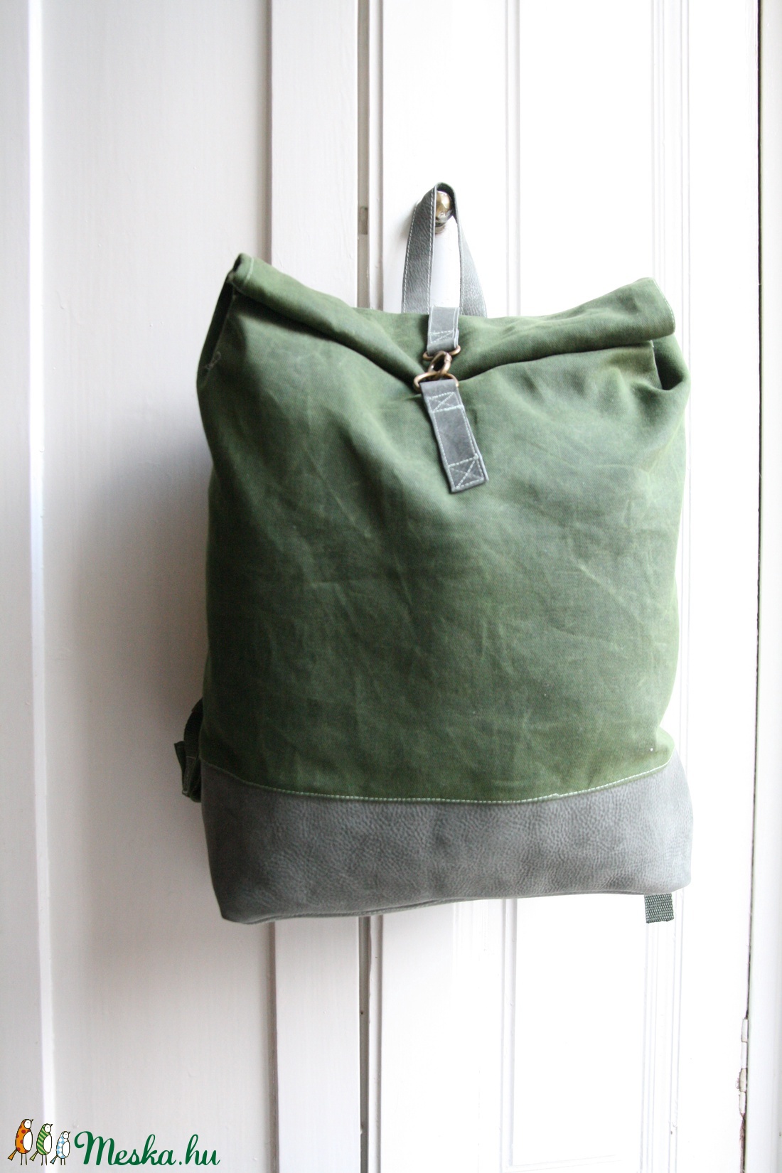 Zöld  viaszolt vászon és szürke bőr  hátizsák -  - Meska.hu