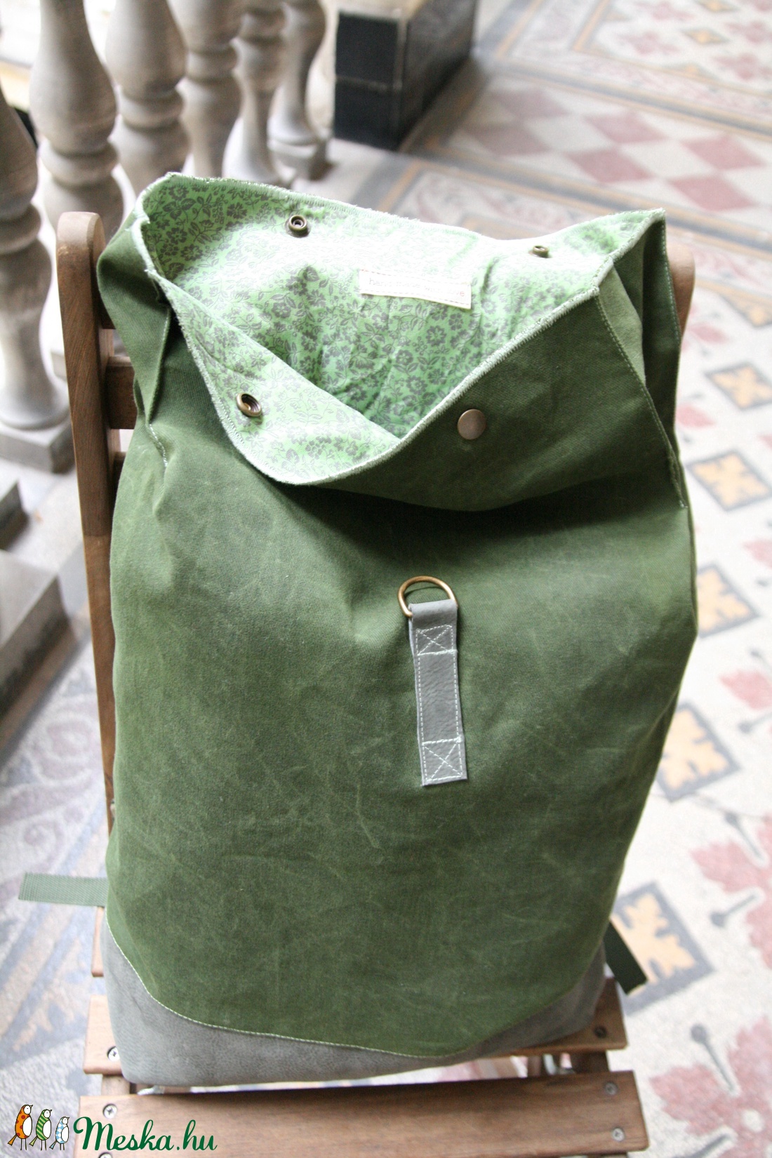 Zöld  viaszolt vászon és szürke bőr  hátizsák -  - Meska.hu