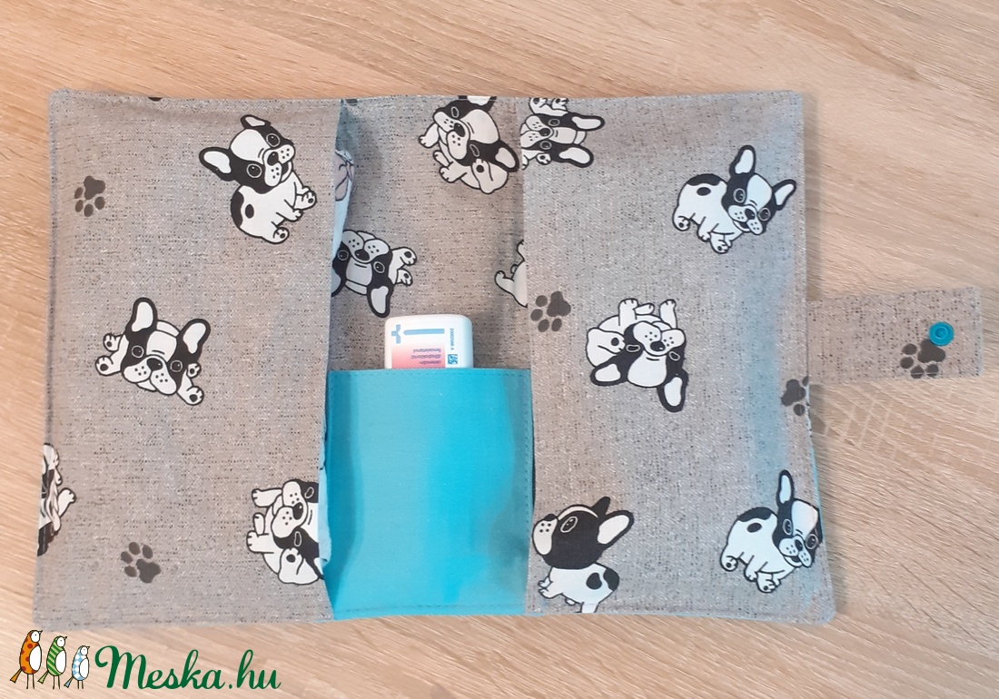 Pelustartó, kutyás - táska & tok - pelenkatáska - pelenkatartó tok - Meska.hu Pelustartó, kutyás - táska & tok - pelenkatáska - pelenkatartó tok - Meska.hu