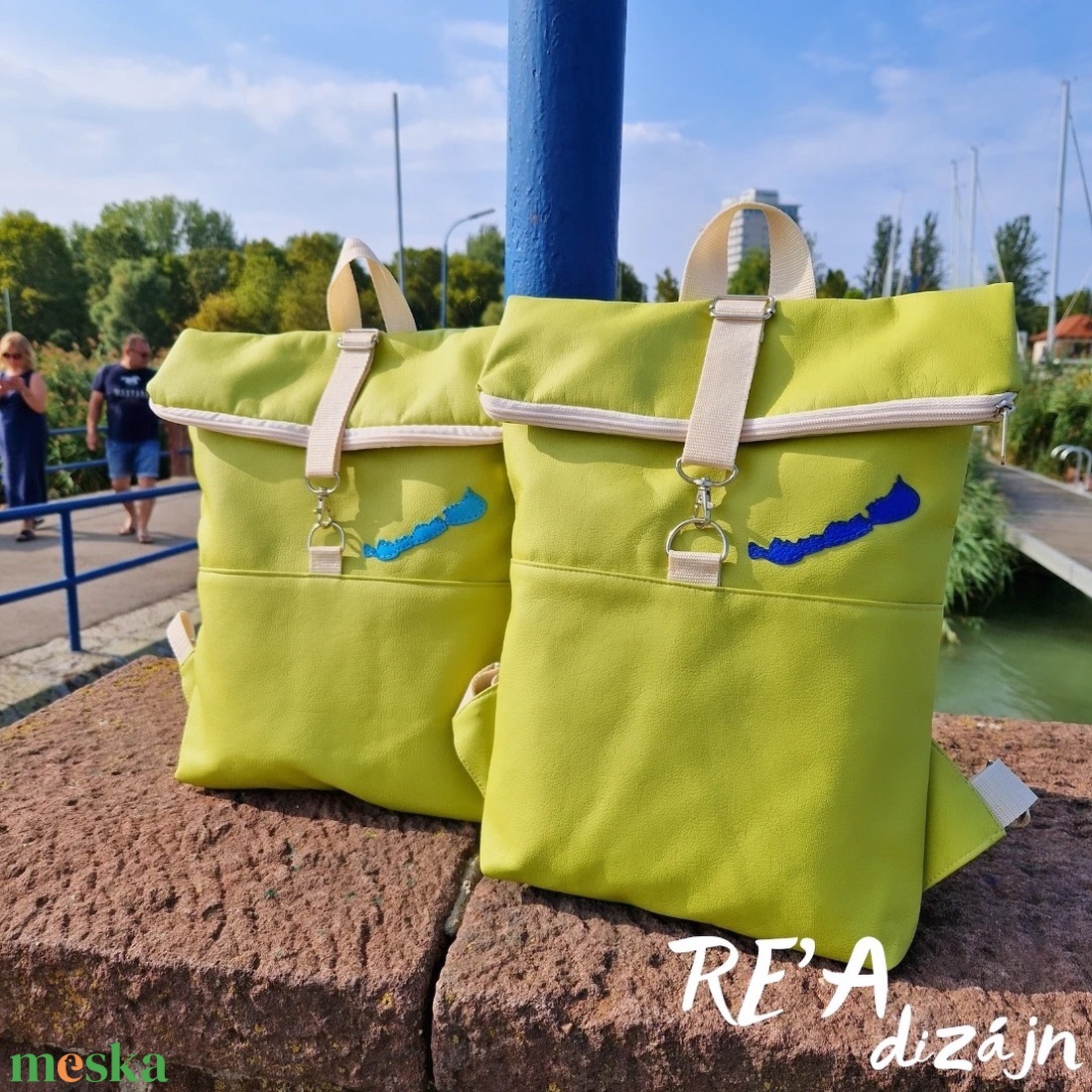 RE'A dizájn Balaton 3. rolltop hátizsák S méret - táska & tok - hátizsák - roll top hátizsák - Meska.hu RE'A dizájn Balaton 3. rolltop hátizsák S méret - táska & tok - hátizsák - roll top hátizsák - Meska.hu