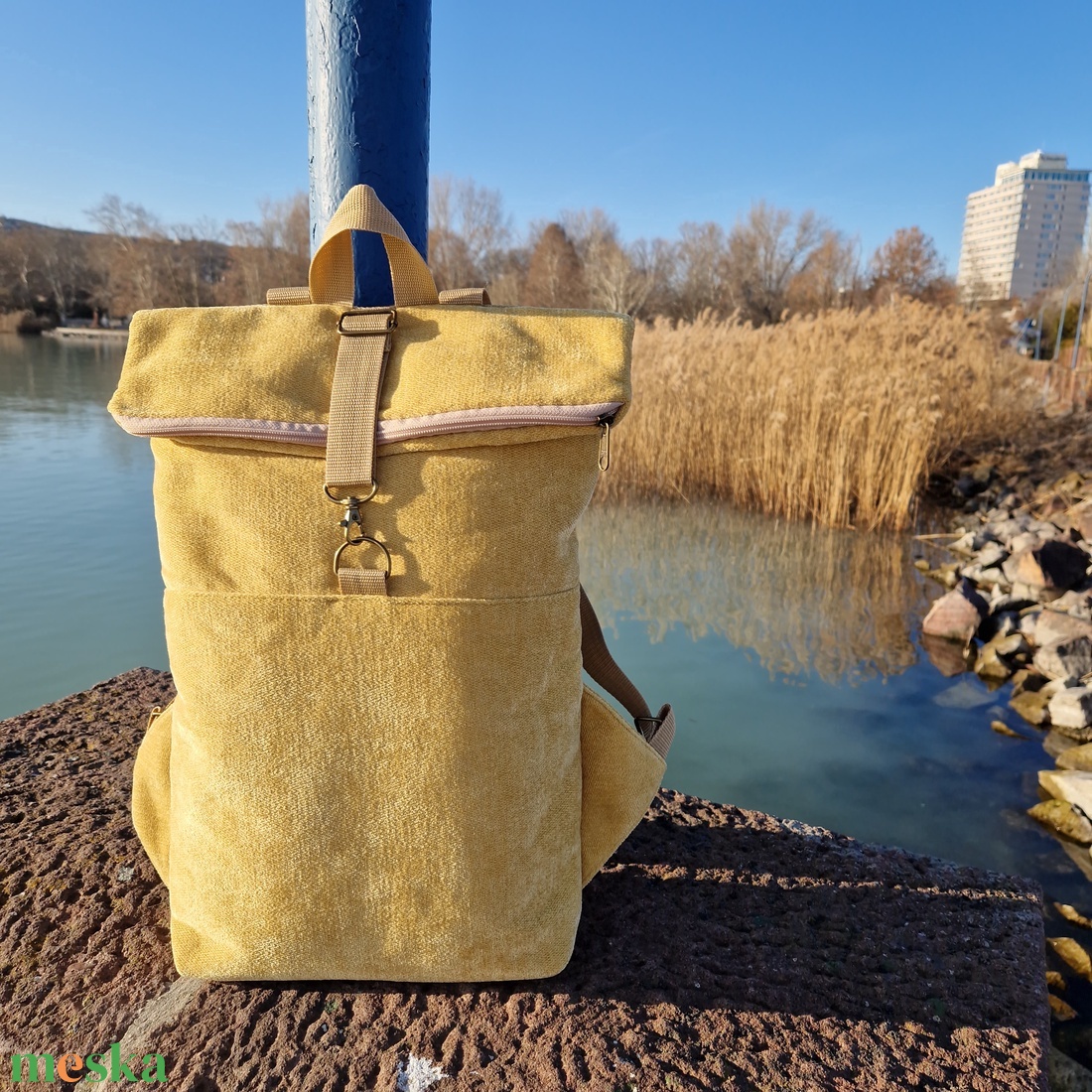RE'A dizájn Ash Yellow rolltop hátizsák  M méret - táska & tok - hátizsák - roll top hátizsák - Meska.hu