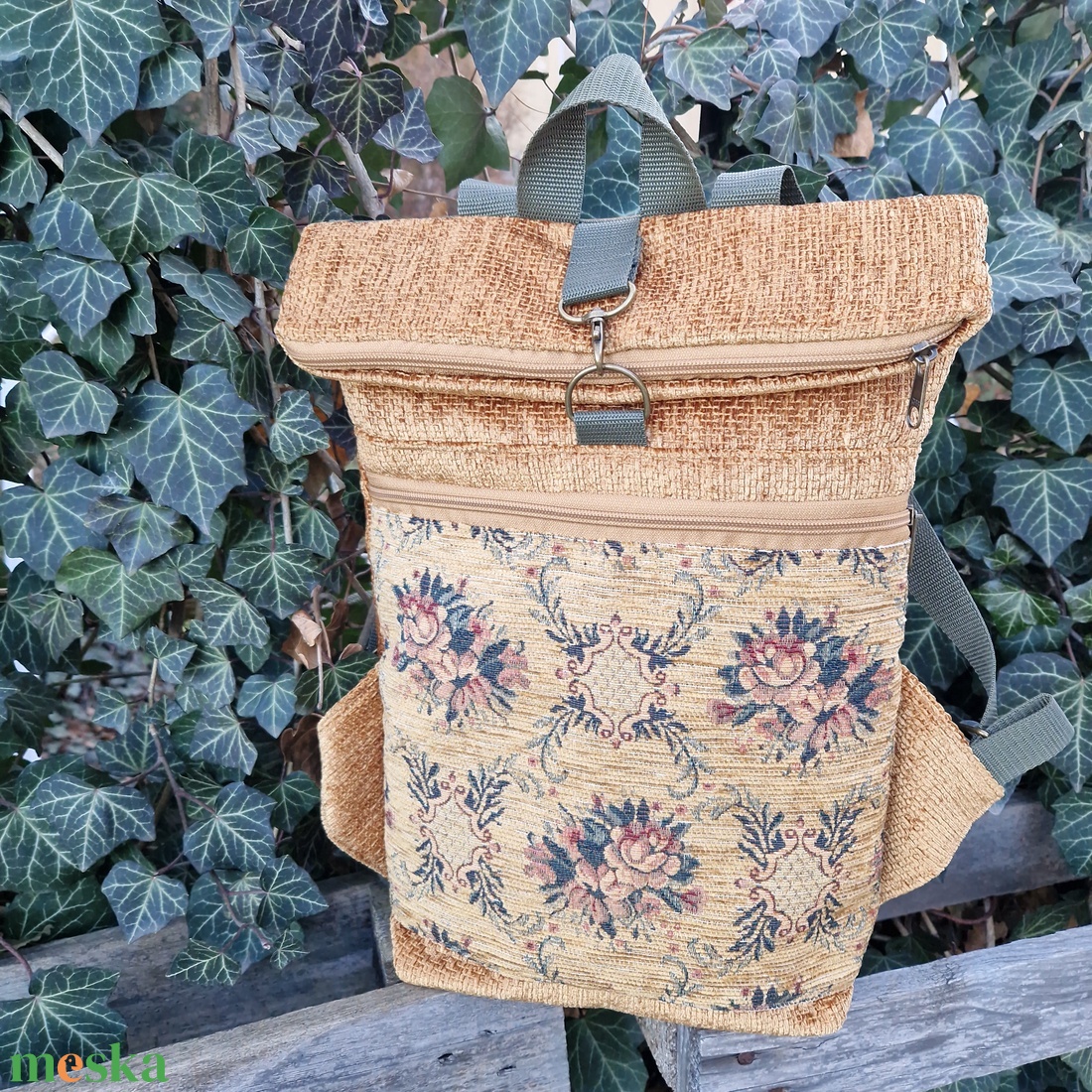 RE'A dizájn Baroque Flowers 1. rolltop hátizsák - S/M közötti méret - táska & tok - hátizsák - roll top hátizsák - Meska.hu RE'A dizájn Baroque Flowers 1. rolltop hátizsák - S/M közötti méret - táska & tok - hátizsák - roll top hátizsák - Meska.hu