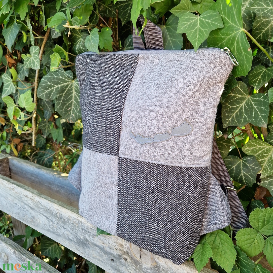 RE'A dizájn Szürke kockás Balaton hátizsák  - táska & tok - hátizsák - roll top hátizsák - Meska.hu