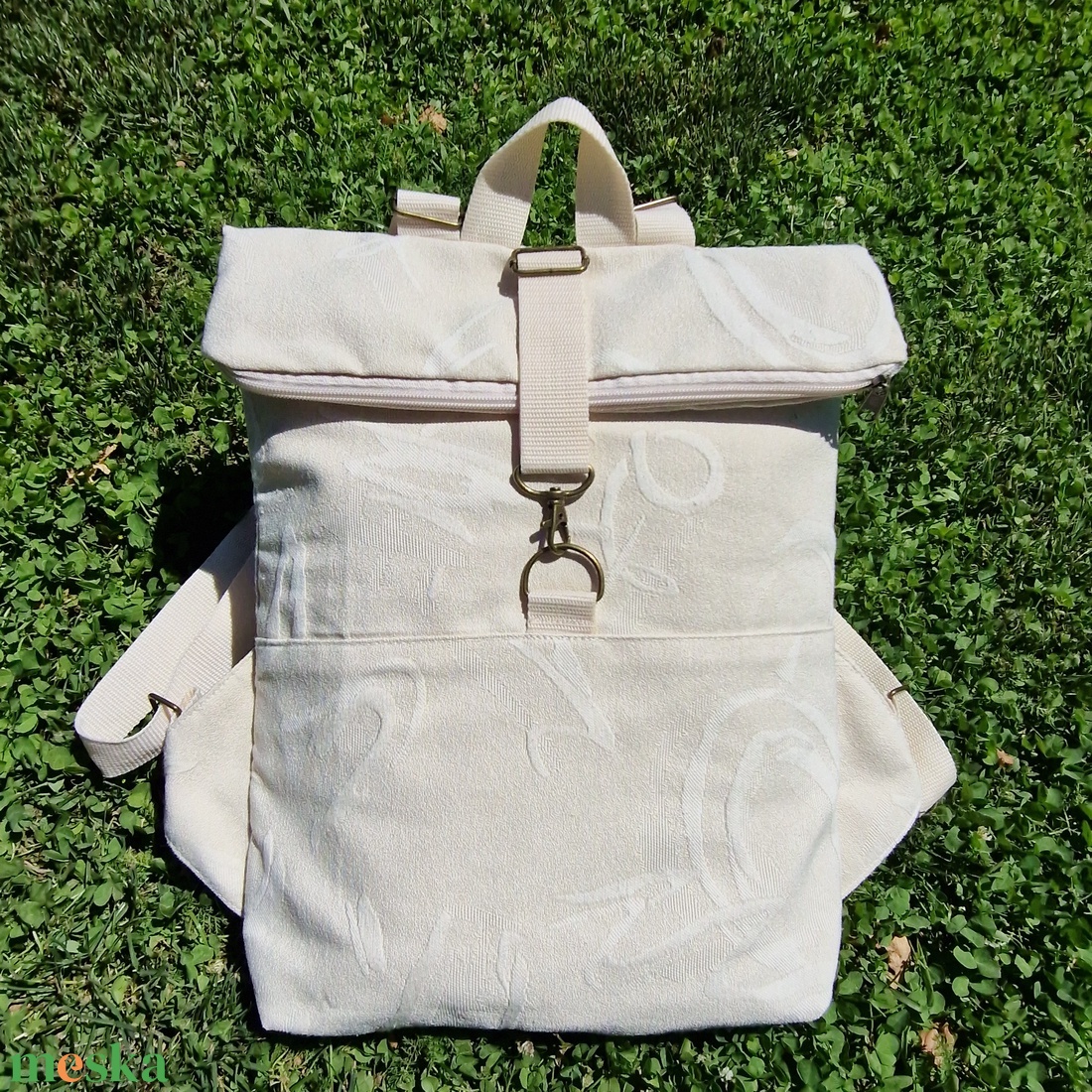 RE'A dizájn Beige Dream rolltop hátizsák  S/M közötti méret - táska & tok - hátizsák - roll top hátizsák - Meska.hu