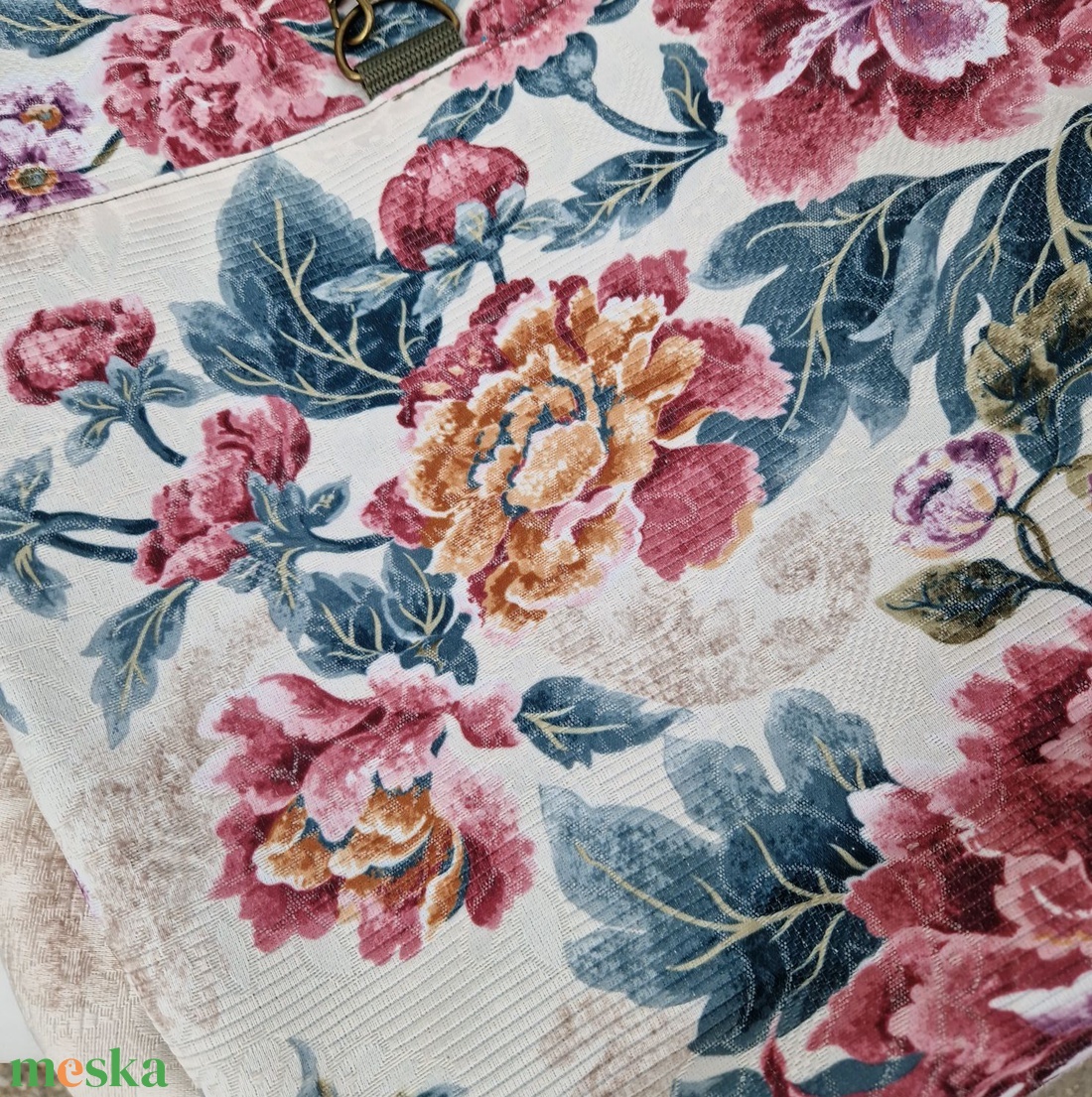 RE'A dizájn Colorful Peonies rolltop hátizsák  M méret - táska & tok - hátizsák - roll top hátizsák - Meska.hu