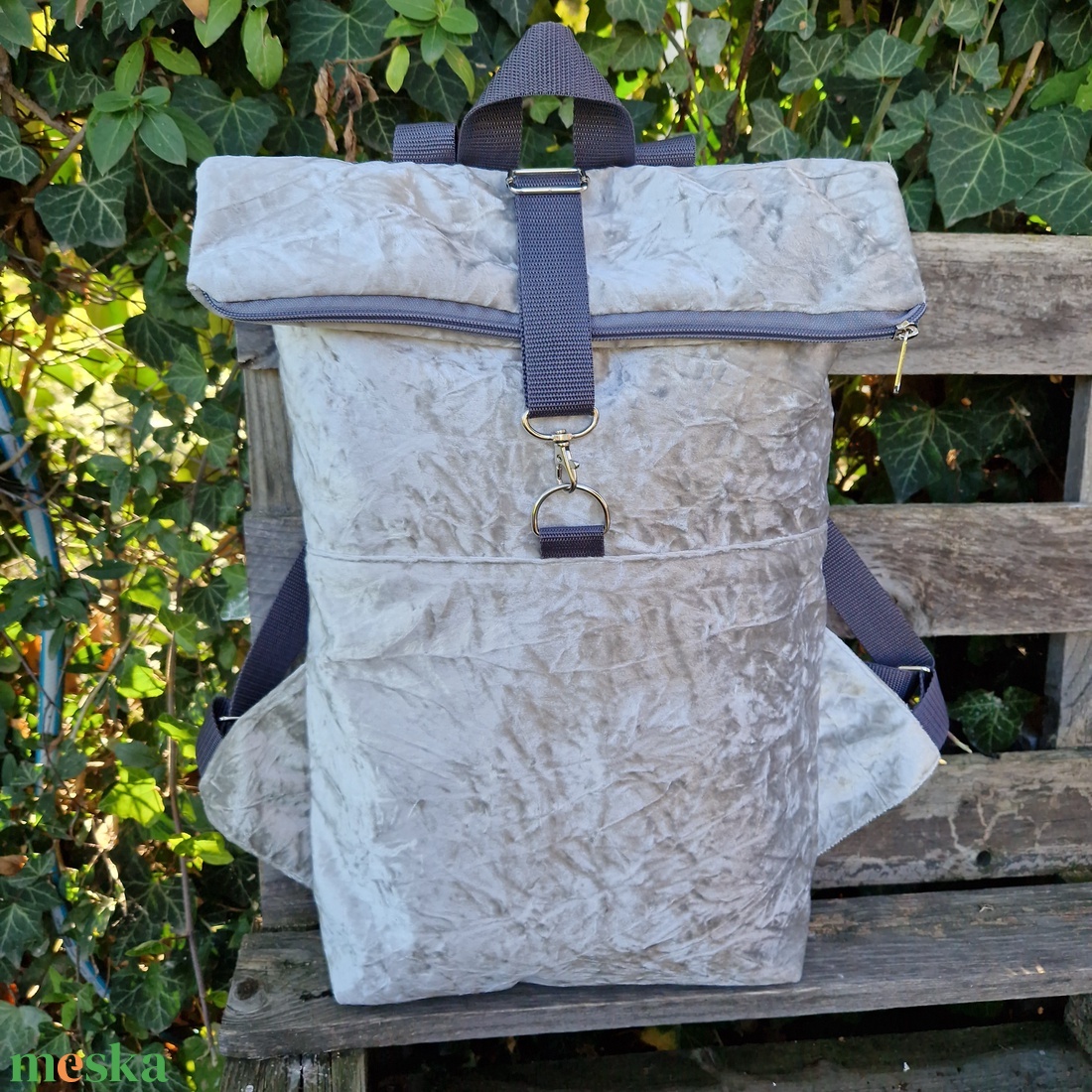 RE'A dizájn Silver Pearl - dark gray rolltop hátizsák  M/L közötti méret - táska & tok - hátizsák - roll top hátizsák - Meska.hu