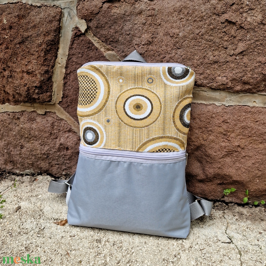 RE'A dizájn Sárga trapéz hátizsák - táska & tok - hátizsák - roll top hátizsák - Meska.hu