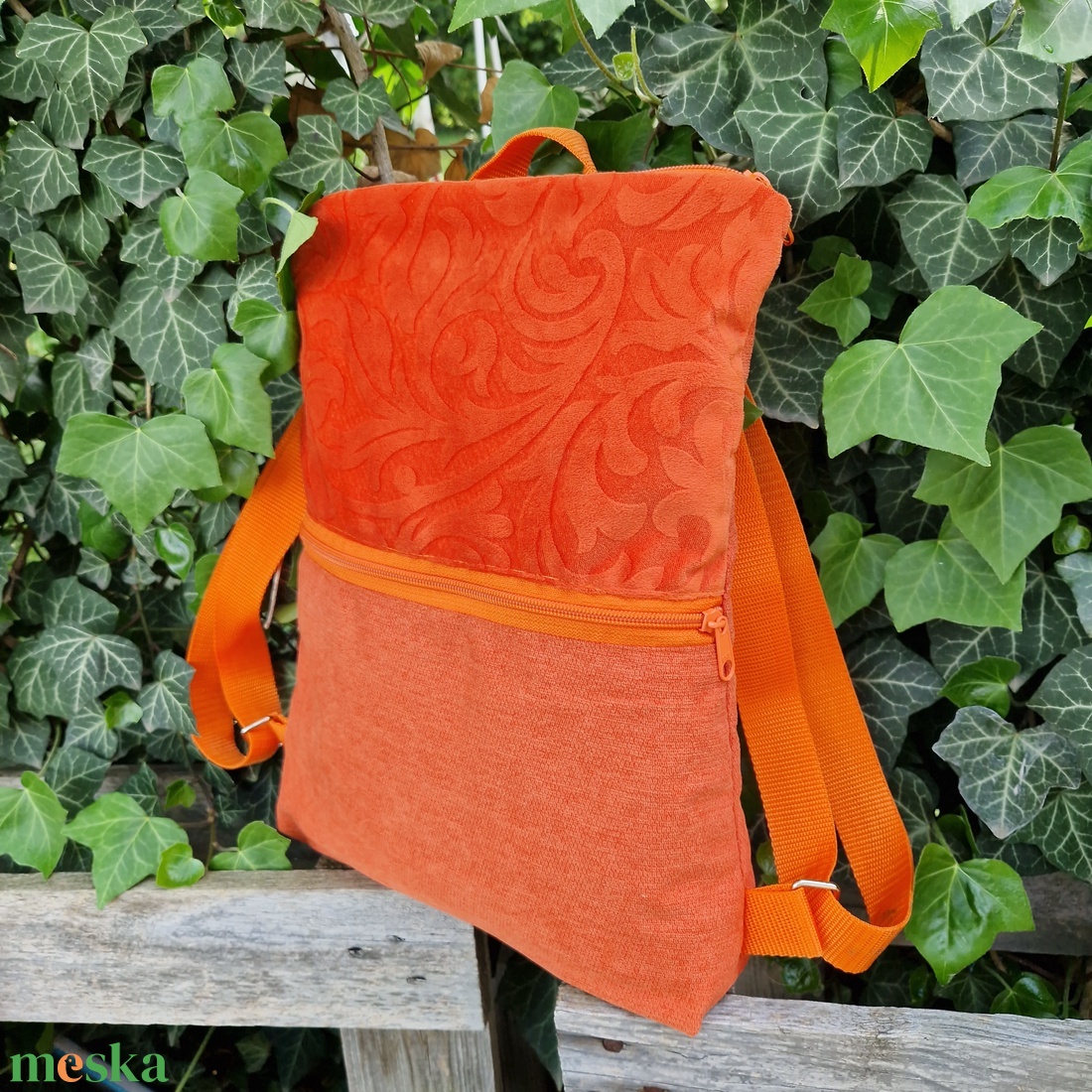 RE'A dizájn Orange Flowers trapéz hátizsák - táska & tok - hátizsák - roll top hátizsák - Meska.hu