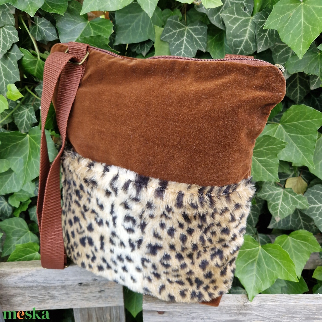 RE'A dizájn Savanna crossbody táska - táska & tok - kézitáska & válltáska - vállon átvethető táska - Meska.hu