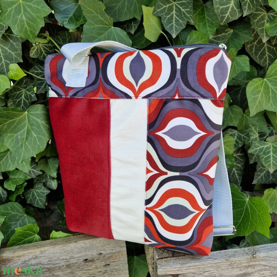 RE'A dizájn Retro Magic crossbody táska - táska & tok - kézitáska & válltáska - vállon átvethető táska - Meska.hu