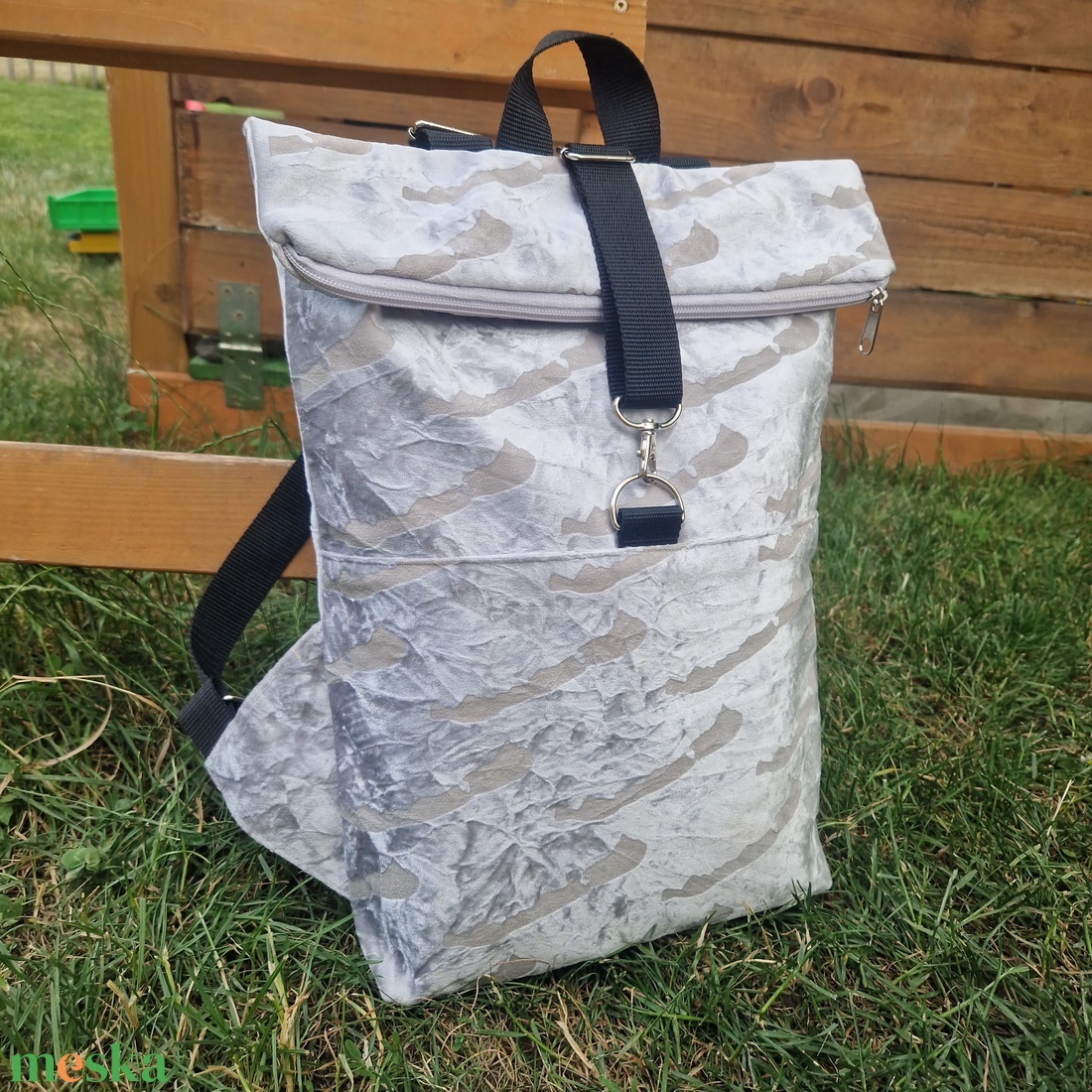 RE'A dizájn Ezüst Full Balaton rolltop hátizsák � M méret - táska & tok - hátizsák - roll top hátizsák - Meska.hu
