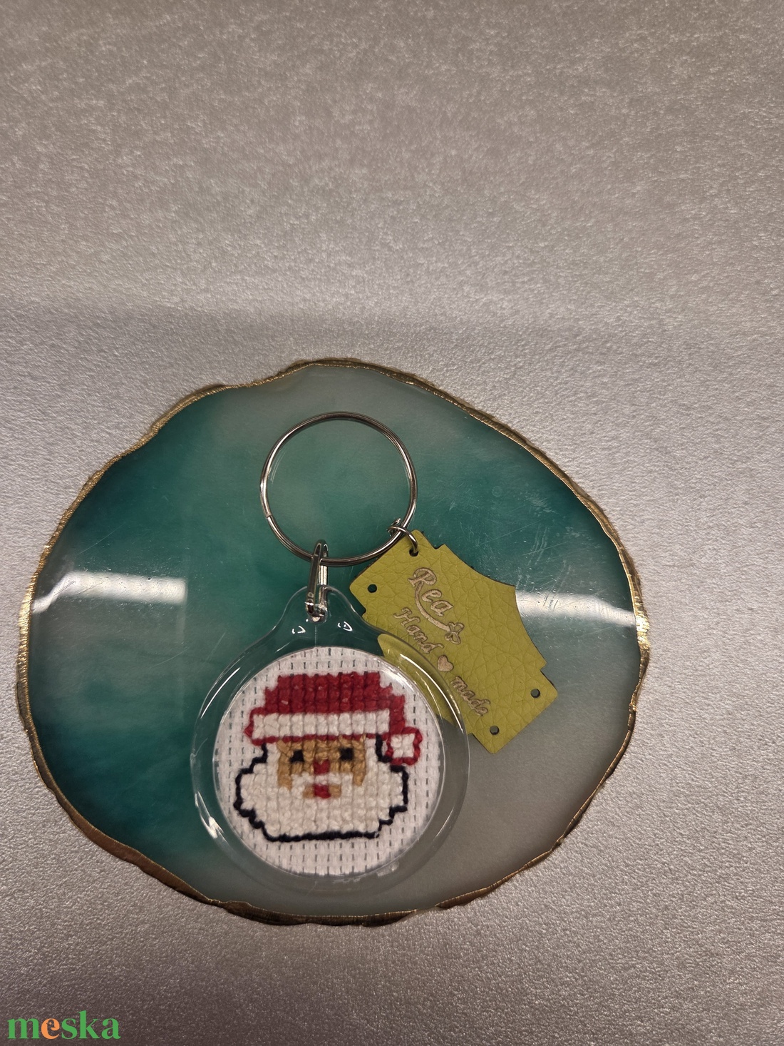 Mikulás kulcstartó - táska & tok - kulcstartó & táskadísz - kulcstartó - Meska.hu