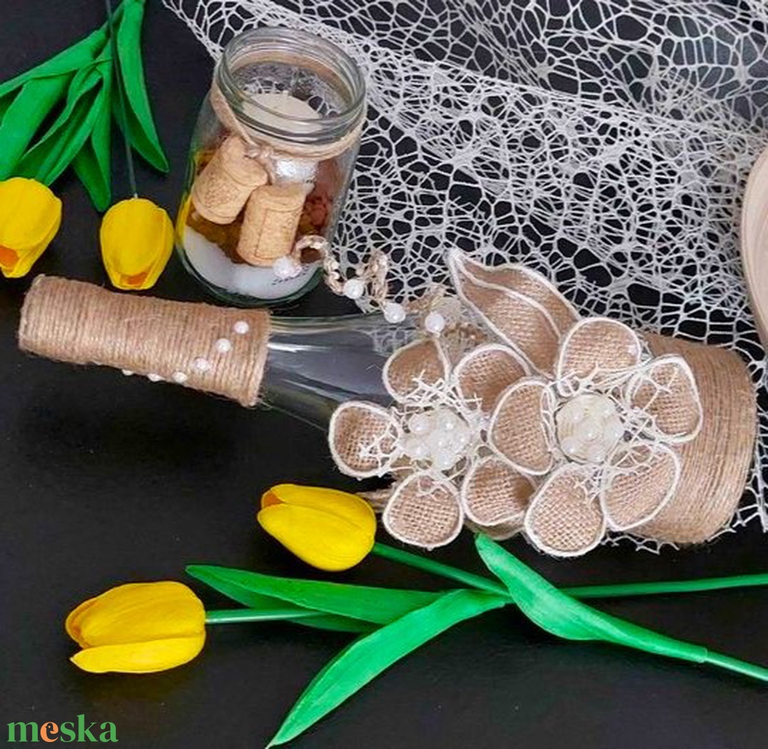 Egyedi rusztikus váza eleganciával ötvözve - otthon & életmód - dekoráció - asztal és polc dekoráció - díszüveg - Meska.hu Egyedi rusztikus váza eleganciával ötvözve - otthon & életmód - dekoráció - asztal és polc dekoráció - díszüveg - Meska.hu