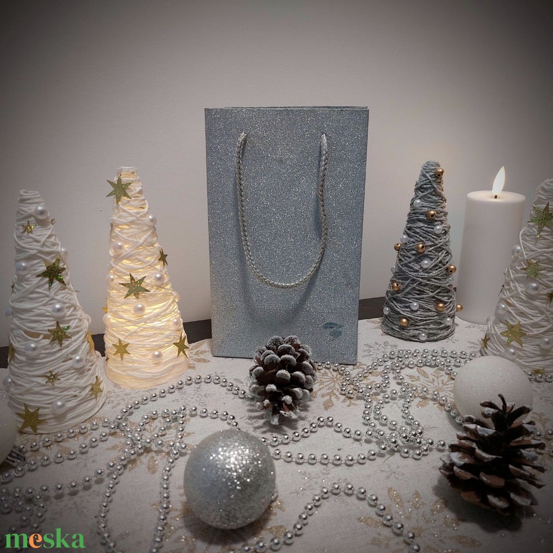 Fehér karácsonyfa - karácsonyi dekoráció - karácsony - karácsonyi lakásdekoráció - ünnepi asztaldekoráció - Meska.hu Fehér karácsonyfa - karácsonyi dekoráció - karácsony - karácsonyi lakásdekoráció - ünnepi asztaldekoráció - Meska.hu