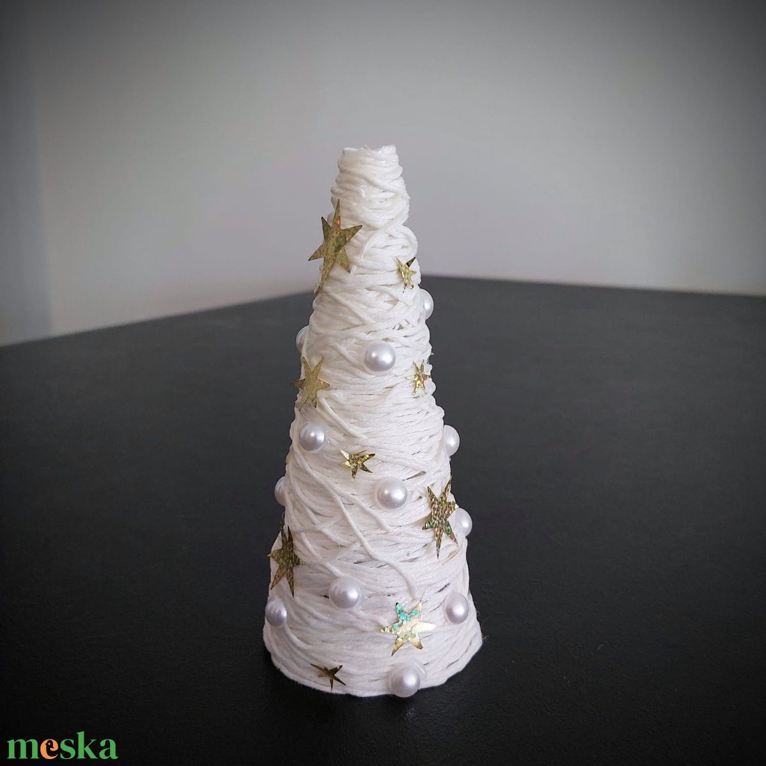 Fehér karácsonyfa - karácsonyi dekoráció - karácsony - karácsonyi lakásdekoráció - ünnepi asztaldekoráció - Meska.hu Fehér karácsonyfa - karácsonyi dekoráció - karácsony - karácsonyi lakásdekoráció - ünnepi asztaldekoráció - Meska.hu