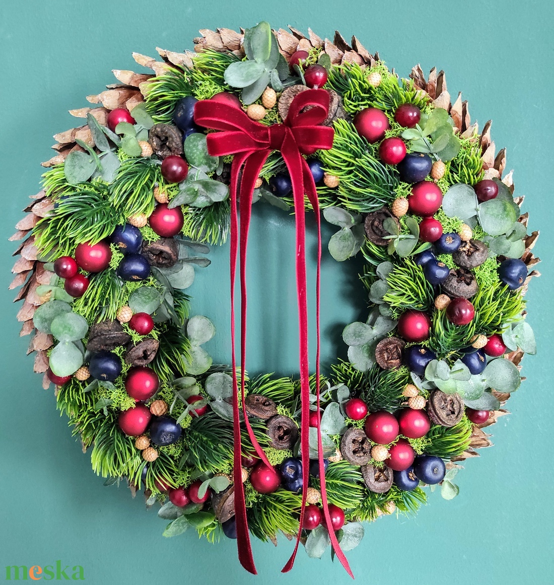 Bogyós ajtódísz bársonyszalaggal - karácsony - adventi díszek - adventi ajtódísz - Meska.hu