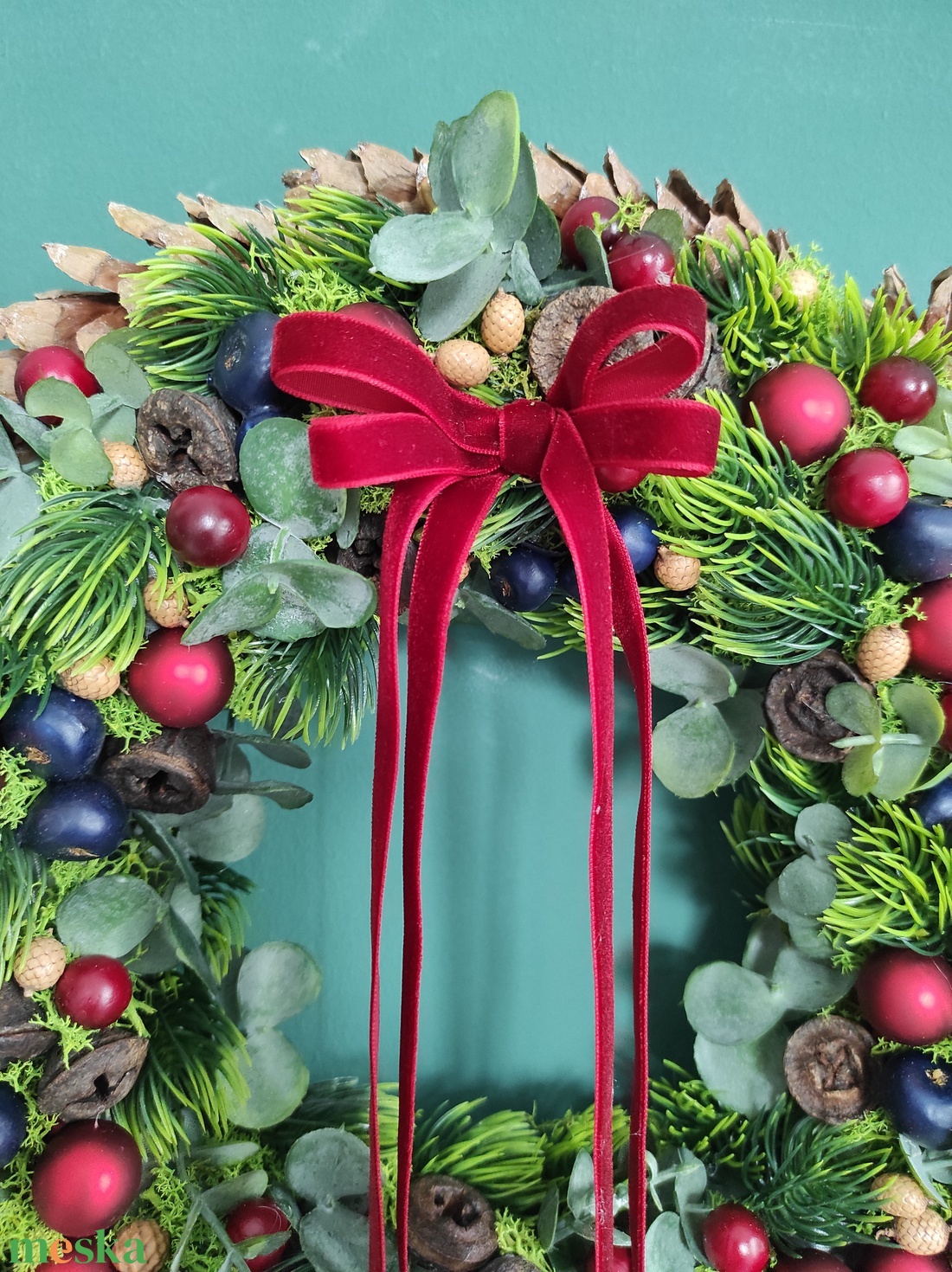 Bogyós ajtódísz bársonyszalaggal - karácsony - adventi díszek - adventi ajtódísz - Meska.hu
