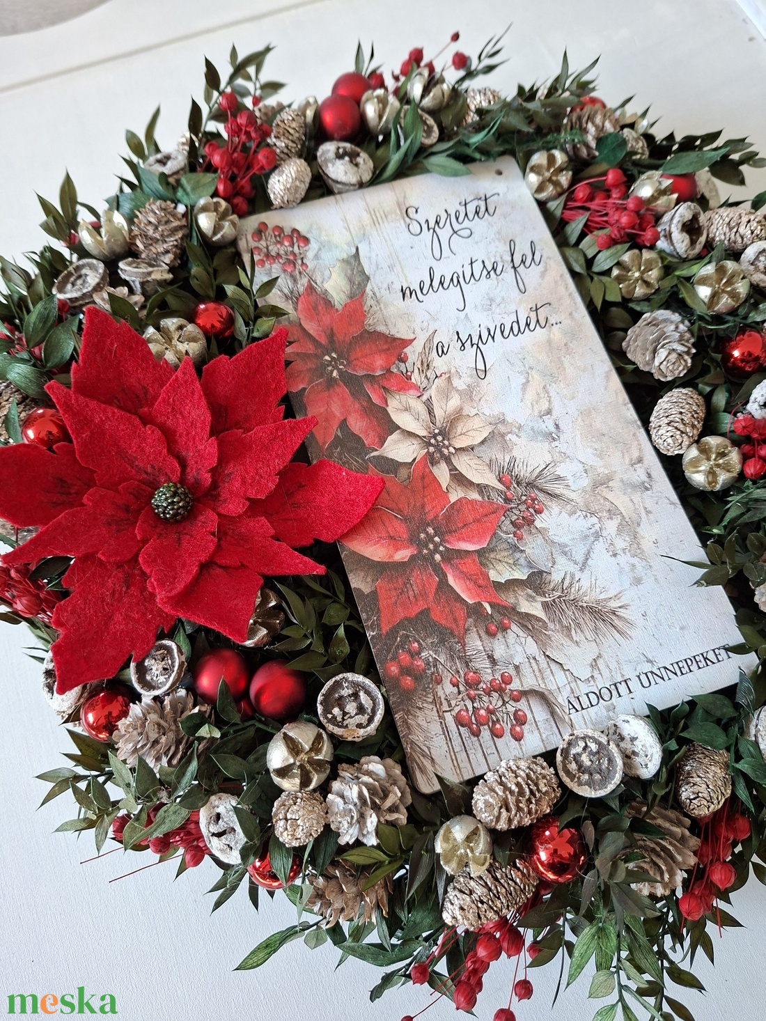 Mikulásvirágos karácsonyi ajtódísz - karácsony - karácsonyi lakásdekoráció - karácsonyi ajtódíszek - Meska.hu