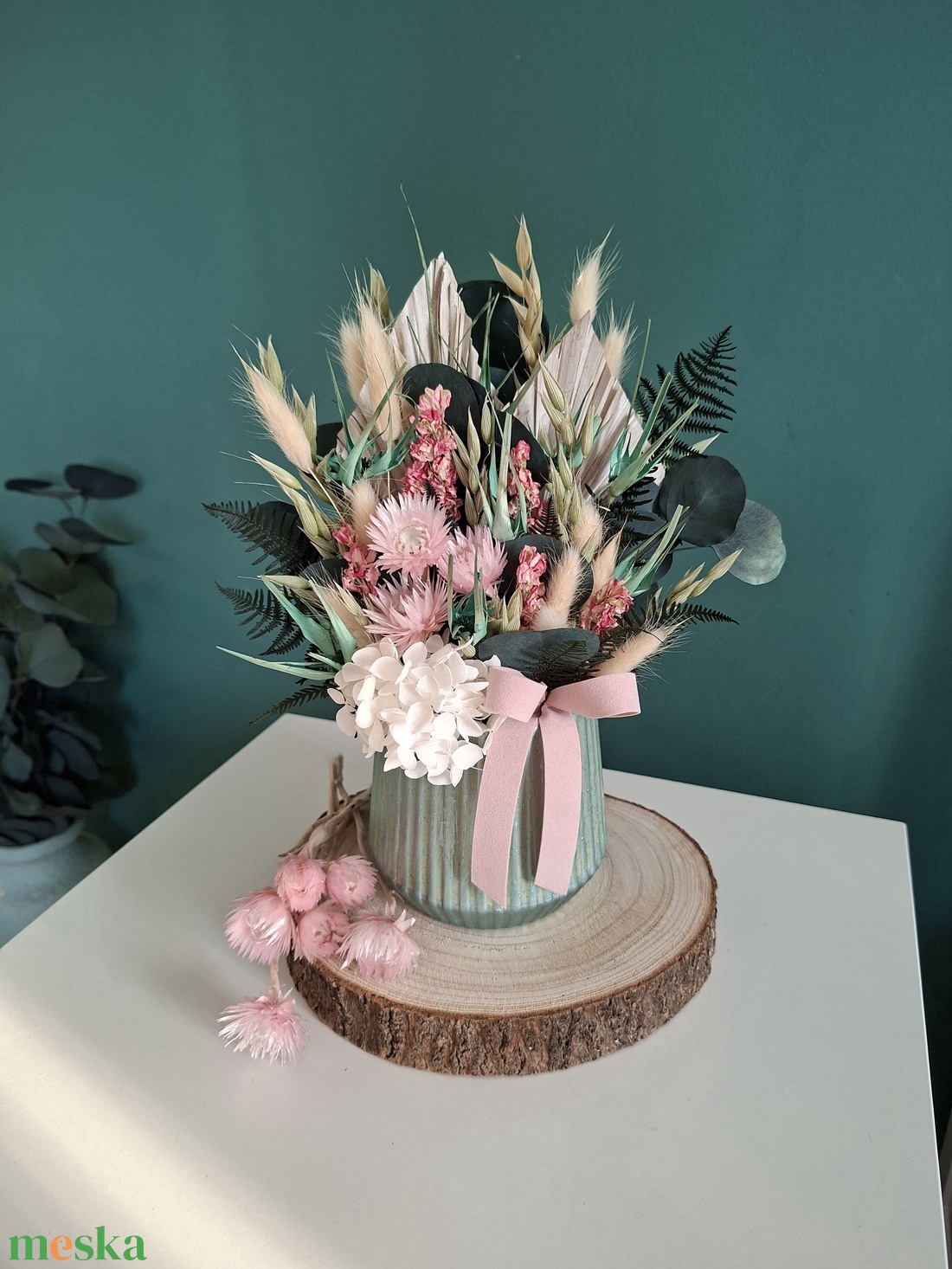 Tavaszi szárazvirágos asztaldísz kaspóban - otthon & életmód - virágdekoráció - virágdíszek - virágdísz kaspóban - Meska.hu