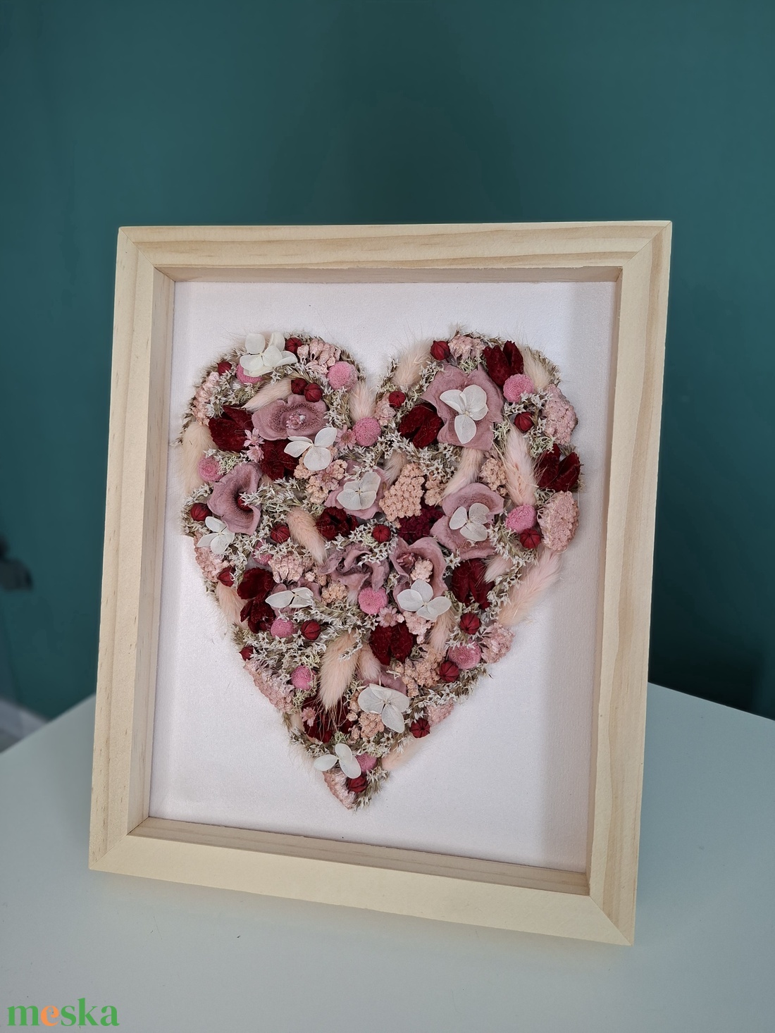 Szárazvirágokból szív képkeretben - otthon & életmód - virágdekoráció - virágdíszek - fali virágdekoráció - Meska.hu