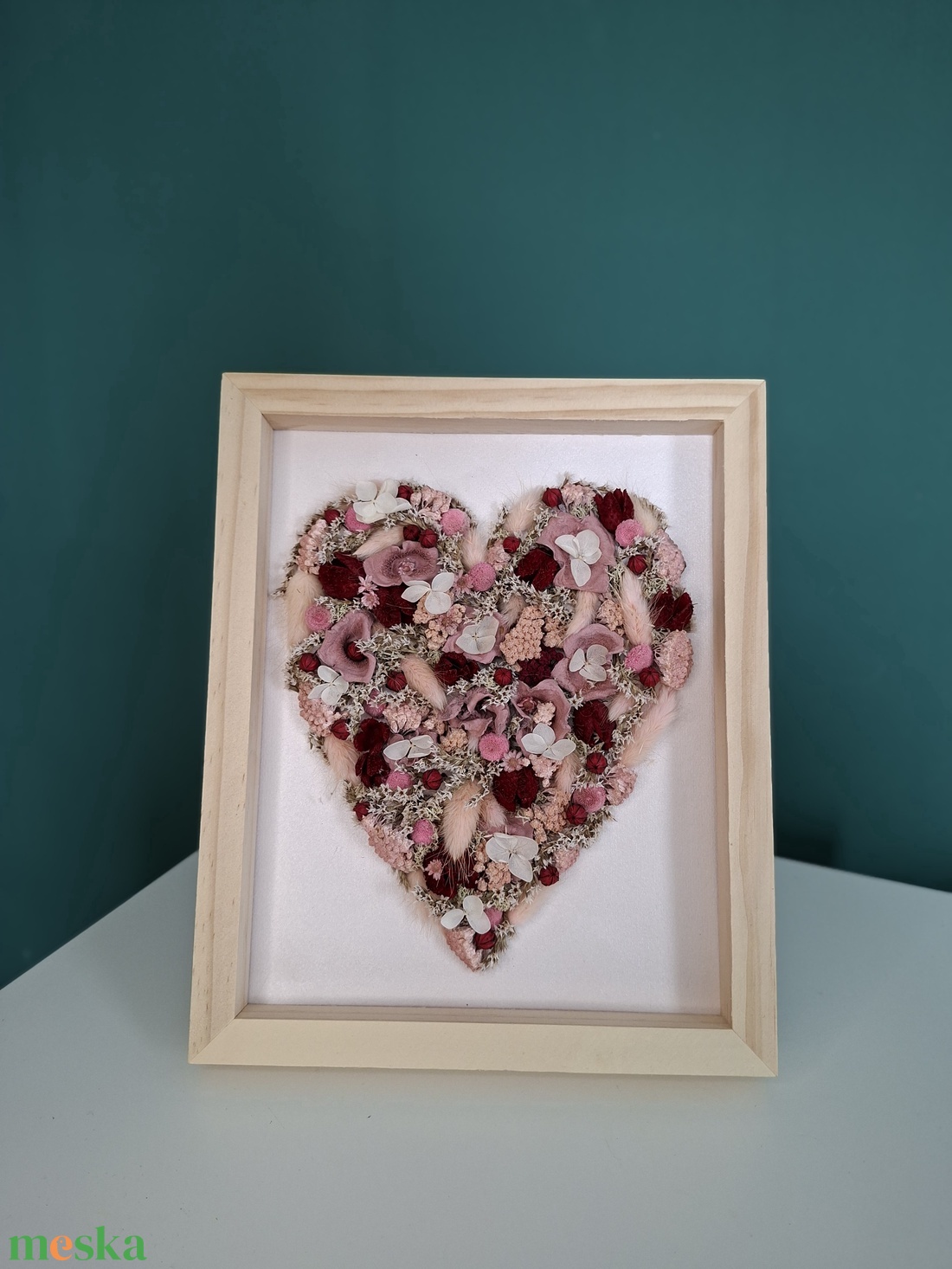 Szárazvirágokból szív képkeretben - otthon & életmód - virágdekoráció - virágdíszek - fali virágdekoráció - Meska.hu