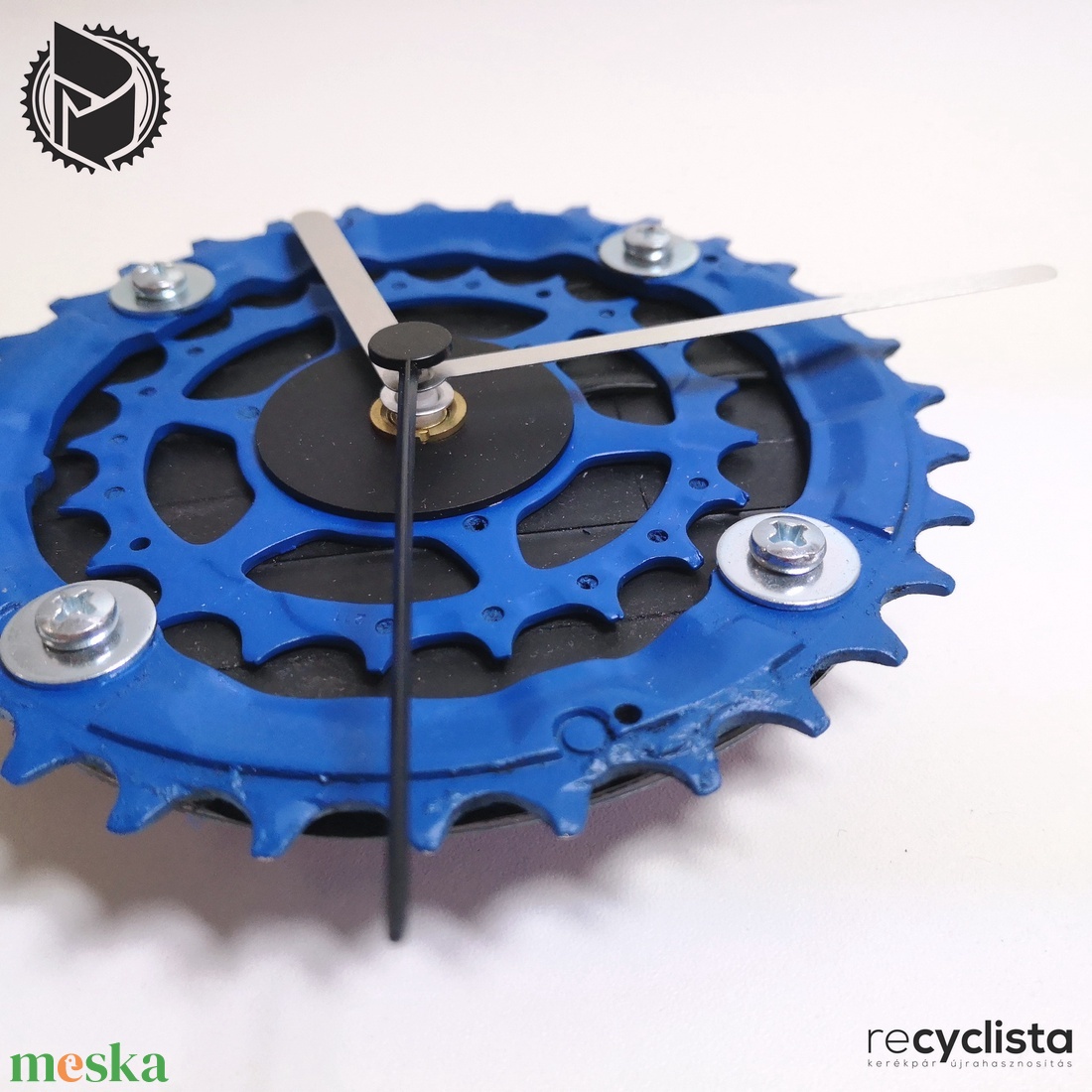 recyclock MES-S-006 - falióra újrahasznosított kerékpár alkatrészből - otthon & életmód - dekoráció - fali és függő dekoráció - falióra & óra - Meska.hu recyclock MES-S-006 - falióra újrahasznosított kerékpár alkatrészből - otthon & életmód - dekoráció - fali és függő dekoráció - falióra & óra - Meska.hu
