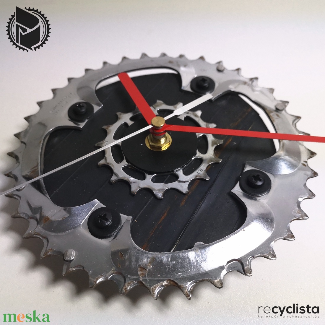 recyclock MES-S-028 - falióra újrahasznosított kerékpár alkatrészből - otthon & életmód - dekoráció - fali és függő dekoráció - falióra & óra - Meska.hu recyclock MES-S-028 - falióra újrahasznosított kerékpár alkatrészből - otthon & életmód - dekoráció - fali és függő dekoráció - falióra & óra - Meska.hu