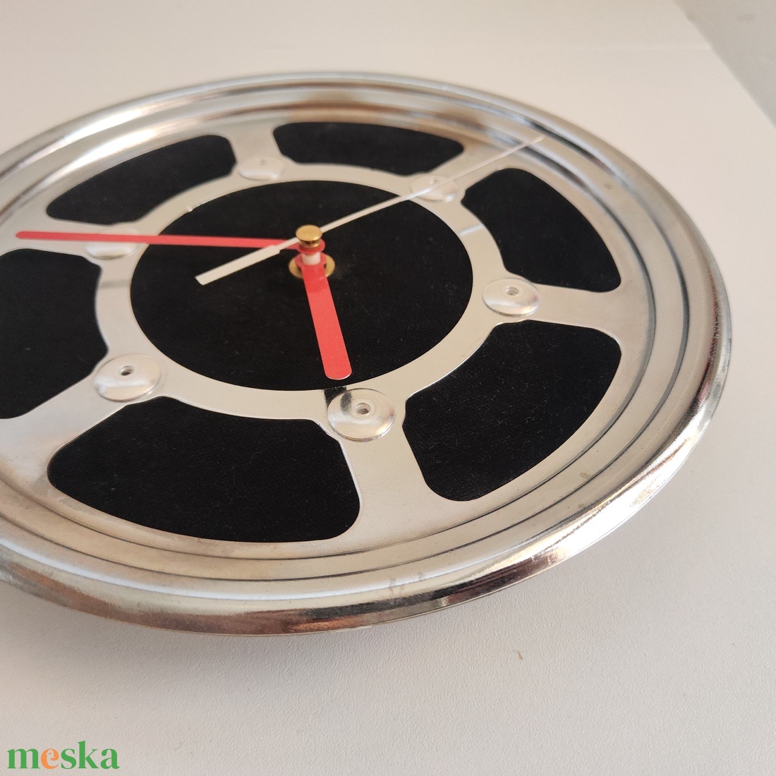 recyclock MES-032 - falióra újrahasznosított kerékpár alkatrészekből - otthon & életmód - dekoráció - fali és függő dekoráció - falióra & óra - Meska.hu recyclock MES-032 - falióra újrahasznosított kerékpár alkatrészekből - otthon & életmód - dekoráció - fali és függő dekoráció - falióra & óra - Meska.hu