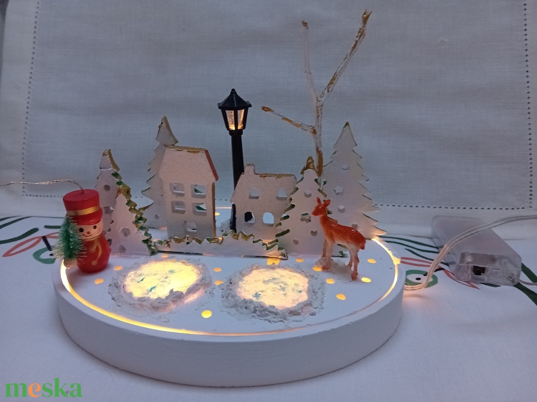 Adventi, karácsonyi asztaldísz - karácsony - karácsonyi lakásdekoráció - karácsonyi falu, házikó - Meska.hu