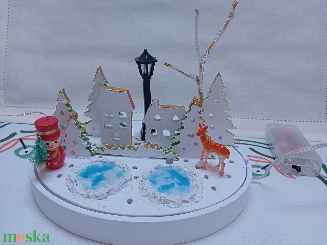 Adventi, karácsonyi asztaldísz - karácsony - karácsonyi lakásdekoráció - karácsonyi falu, házikó - Meska.hu