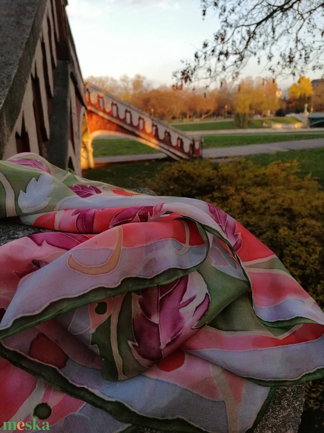 Kézi festésű valódi selyemsál -Őszi levelek - ruha & divat - sál, sapka, kendő - sál - Meska.hu