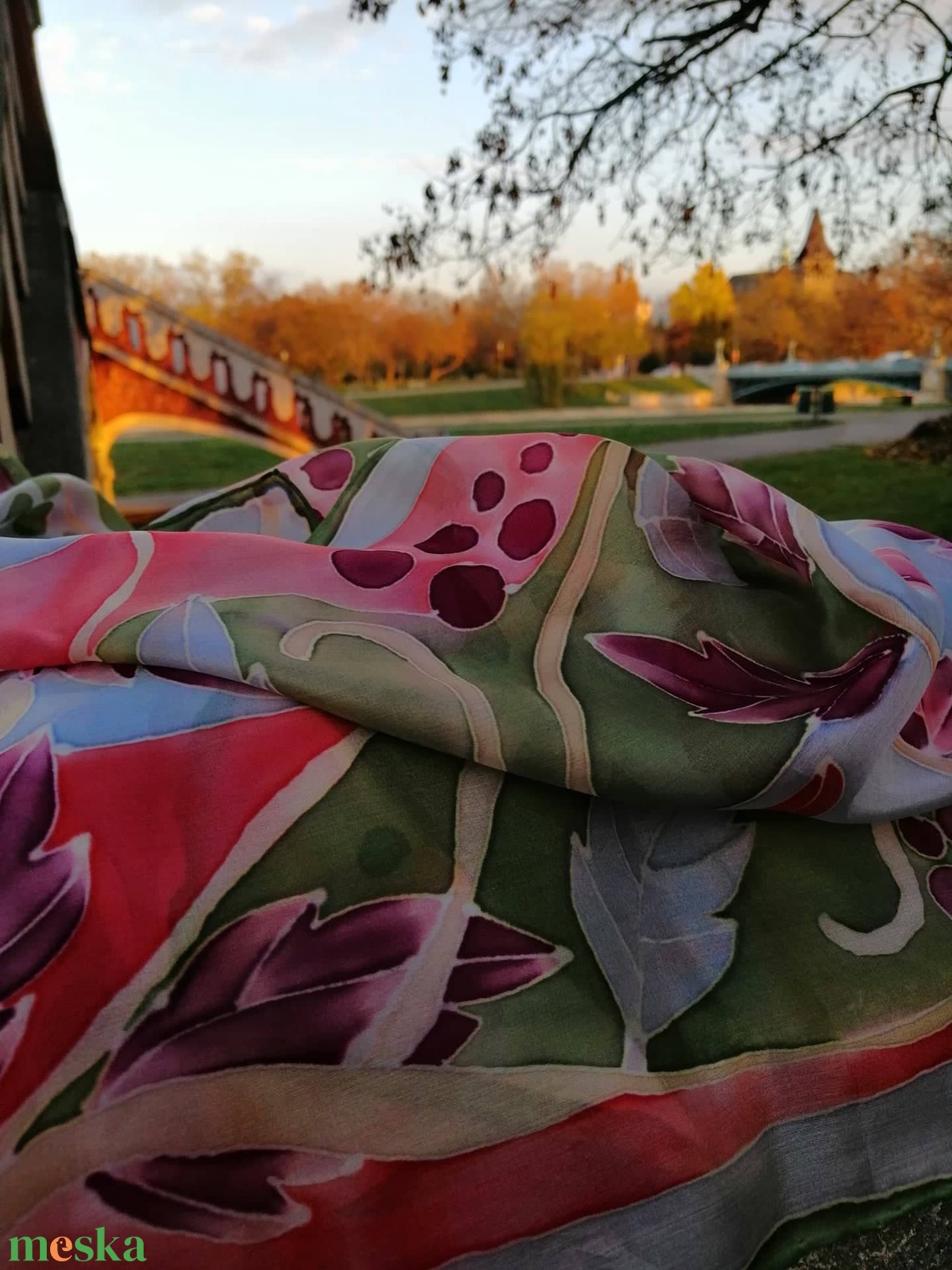 Kézi festésű valódi selyemsál -Őszi levelek - ruha & divat - sál, sapka, kendő - sál - Meska.hu